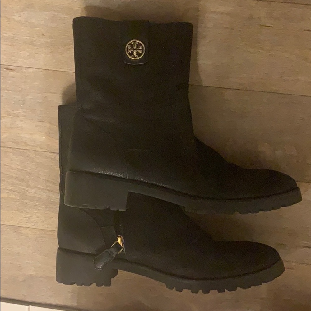 Tory Burch boots size 7.5